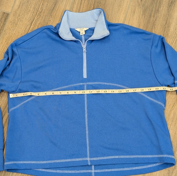 Like New! Crown & Ivy Half-Zip Sweatshirt - Picture 4 of 5